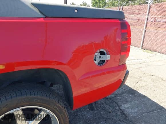 2007 Chevrolet Avalanche 2LT с VIN 3GNEC12J17G270313, выставлен на аукционе IAAI как лот 43076424 с пробегом 212 938 миль миль и . История ставок и продаж доступна на DreamBid. Изображение 14.