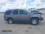 2012 Chevrolet Tahoe LS с VIN 1GNSCAE0XCR303177, выставлен на аукционе IAAI как лот 42590679 с пробегом 117 946 миль миль и . История ставок и продаж доступна на DreamBid. Изображение 13.