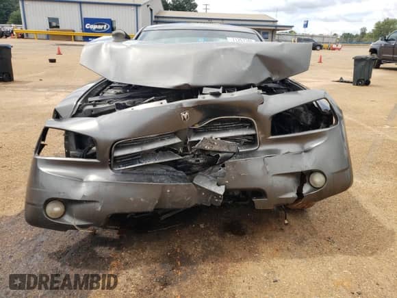 2010 Dodge Charger SXT with VIN 2B3CA3CV6AH196186, listed as a Copart auction lot 71267344 with 247,984 mi miles and Salvage title. Bid and sale history available at DreamBid. Image 5.