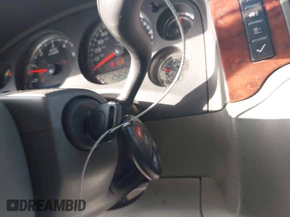2011 Chevrolet Suburban LT with VIN 1GNSCJE04BR293650, listed as a IAAI auction lot 42542728 with 201,991 mi miles and . Bid and sale history available at DreamBid. Image 11.