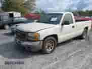 2005 GMC Sierra 1500 Work Truck z VIN 1GTEC14X25Z259554, wystawiony jako IAAI lot #41767027 z przebiegiem Nie podano mil oraz . Historia ofert i sprzedaży dostępna na DreamBid. Obrazek 2.