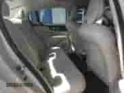 2019 Volvo S60 Momentum z VIN 7JR102FK9KG009235, wystawiony jako Copart lot #84266015 z przebiegiem 86 282 mil mil oraz Nie do naprawy • Non repairable. Historia ofert i sprzedaży dostępna na DreamBid. Obrazek 10.