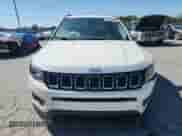 2018 Jeep Compass Latitude with VIN 3C4NJDBB8JT175352, listed as a Copart auction lot 71740325 with 65,612 mi miles and Salvage title. Bid and sale history available at DreamBid. Image 5.
