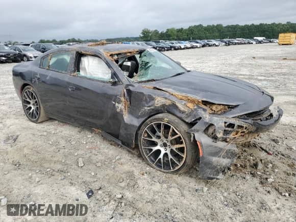 2023 Dodge Charger SXT z VIN 2C3CDXBG3PH674240, wystawiony jako Copart lot #68376485 z przebiegiem 27 726 mil mil oraz Szkoda całkowita • Salvage title. Historia ofert i sprzedaży dostępna na DreamBid. Obrazek 4.