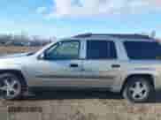 2004 Chevrolet TrailBlazer EXT LS with VIN 1GNES16S846239952, listed as a IAAI auction lot 42046136 with 167,044 mi miles and . Bid and sale history available at DreamBid. Image 15.
