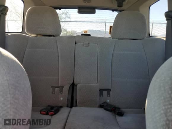 2005 Hyundai Santa Fe GLS z VIN KM8SC13E85U907748, wystawiony jako Copart lot #85288045 z przebiegiem 155 252 mil mil oraz Szkoda całkowita • Salvage title. Historia ofert i sprzedaży dostępna na DreamBid. Obrazek 10.