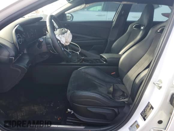 2023 Hyundai Elantra с VIN KMHLW4AK2PU010157, выставлен на аукционе Copart как лот 84049115 с пробегом 30 186 миль миль и Списание • Salvage title. История ставок и продаж доступна на DreamBid. Изображение 7.