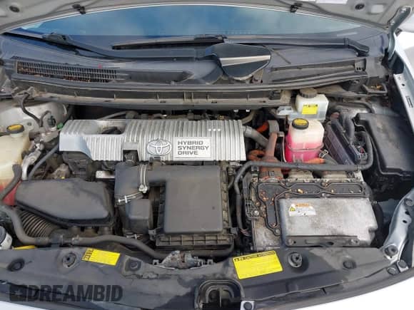 2010 Toyota Prius III with VIN JTDKN3DU4A0139672, listed as a IAAI auction lot 43208200 with 153,752 mi miles and . Bid and sale history available at DreamBid. Image 10.