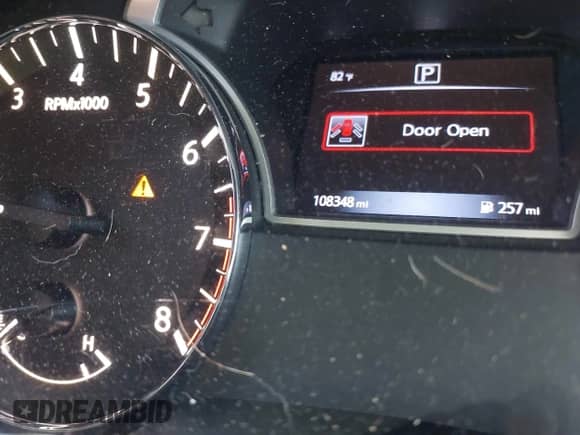 2017 Nissan Pathfinder Platinum с VIN 5N1DR2MN7HC621847, выставлен на аукционе IAAI как лот 42627275 с пробегом 108 348 миль миль и . История ставок и продаж доступна на DreamBid. Изображение 15.