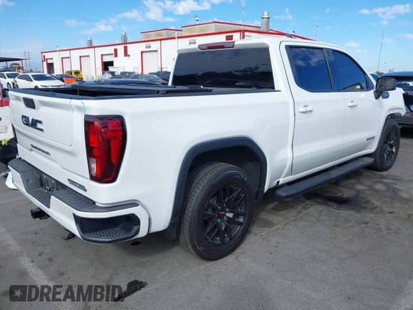 2021 GMC Sierra 1500 Elevation z VIN 3GTP8CED9MG430826, wystawiony jako IAAI lot #43359054 z przebiegiem 59 941 mil mil oraz . Historia ofert i sprzedaży dostępna na DreamBid. Obrazek 4.