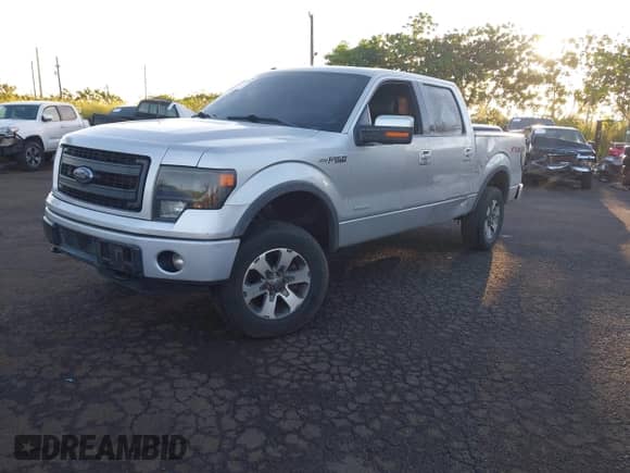 2013 Ford F-150 XL с VIN 1FTFW1ET5DFC81412, выставлен на аукционе IAAI как лот 40812729 с пробегом 147 002 миль миль и . История ставок и продаж доступна на DreamBid. Изображение 17.