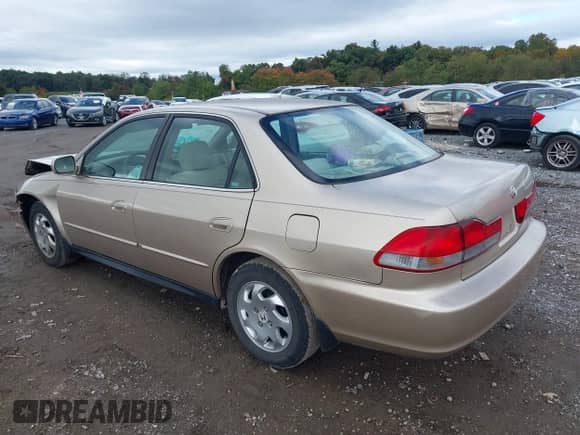 2001 Honda Accord LX with VIN 1HGCG56481A104555, listed as a IAAI auction lot 43456468 with 143,670 mi miles and . Bid and sale history available at DreamBid. Image 3.