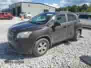 2015 Chevrolet Trax LT z VIN KL7CJRSB6FB072912, wystawiony jako Copart lot #70777495 z przebiegiem 174 425 mil mil oraz Szkoda całkowita • Salvage title. Historia ofert i sprzedaży dostępna na DreamBid. Obrazek 1.