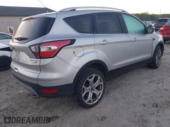 2017 Ford Escape Titanium с VIN 1FMCU9JD5HUC32827, выставлен на аукционе IAAI как лот 43425560 с пробегом 148 460 миль миль и . История ставок и продаж доступна на DreamBid. Изображение 4.
