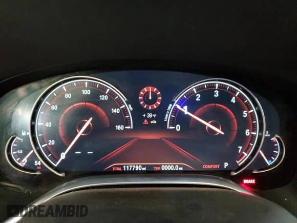 2017 BMW 7 Series 740i xDrive with VIN WBA7E4C53HGU99097, listed as a Copart auction lot 43945695 with 117,790 mi miles and Salvage title. Bid and sale history available at DreamBid. Image 9.