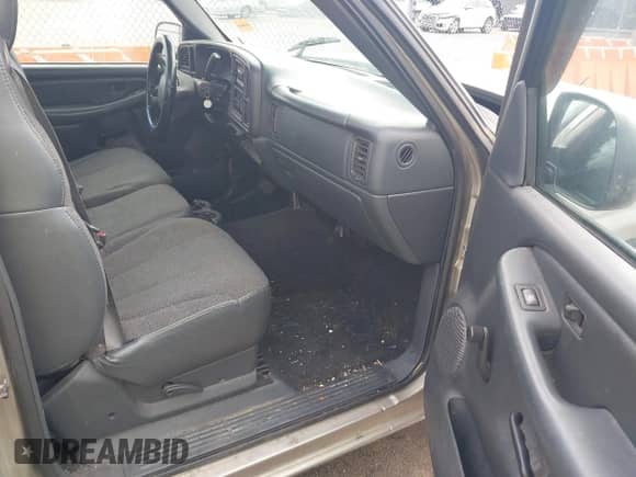 2002 Chevrolet Silverado 1500 Commercial с VIN 1GCEC14W92Z126065, выставлен на аукционе IAAI как лот 42122005 с пробегом 209 718 миль миль и . История ставок и продаж доступна на DreamBid. Изображение 5.
