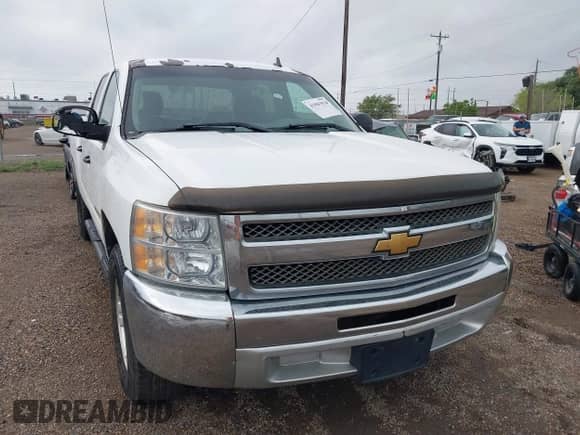 2012 Chevrolet Silverado 1500 LS z VIN 3GCPCREAXCG128550, wystawiony jako IAAI lot #41903814 z przebiegiem 248 558 mil mil oraz . Historia ofert i sprzedaży dostępna na DreamBid. Obrazek 1.