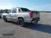 2005 Chevrolet Avalanche Z66 с VIN 3GNEC12Z15G106997, выставлен на аукционе IAAI как лот 42789976 с пробегом 213 918 миль миль и . История ставок и продаж доступна на DreamBid. Изображение 3.