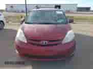 2010 Toyota Sienna XLE с VIN 5TDYK4CC6AS321792, выставлен на аукционе IAAI как лот 43475363 с пробегом 172 171 миль миль и . История ставок и продаж доступна на DreamBid. Изображение 12.