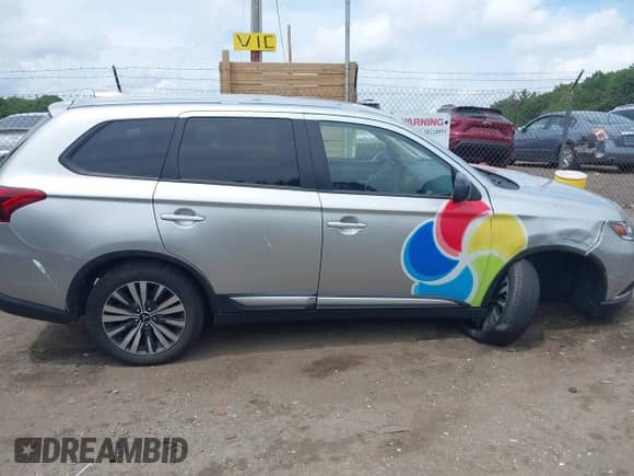 2020 Mitsubishi Outlander ES с VIN JA4AZ3A34LZ044615, выставлен на аукционе IAAI как лот 42639105 с пробегом 94 798 миль миль и . История ставок и продаж доступна на DreamBid. Изображение 13.