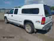 2002 GMC Sierra 1500 SLE z VIN 1GTEK19T22Z129469, wystawiony jako IAAI lot #42852319 z przebiegiem 283 614 mil mil oraz . Historia ofert i sprzedaży dostępna na DreamBid. Obrazek 3.