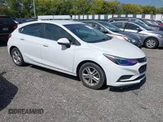2017 Chevrolet Cruze LT с VIN 3G1BE6SM8HS569852, выставлен на аукционе IAAI как лот 43203407 с пробегом 176 015 миль миль и . История ставок и продаж доступна на DreamBid. Изображение 1.