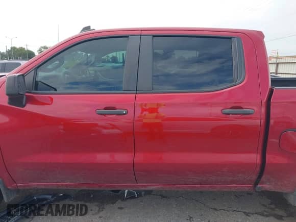 2021 Chevrolet Silverado 1500 Custom Trail Boss with VIN 1GCPYCEF8MZ266566, listed as a IAAI auction lot 42639628 with 102,975 mi miles and . Bid and sale history available at DreamBid. Image 14.