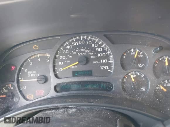 2004 Chevrolet Silverado 2500HD LS with VIN 1GCHK29294E304482, listed as a IAAI auction lot 41598611 with 200,042 mi miles and . Bid and sale history available at DreamBid. Image 7.