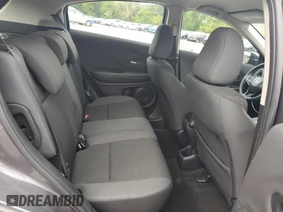 2021 Honda HR-V LX с VIN 3CZRU6H3XMM738074, выставлен на аукционе Copart как лот 81076645 с пробегом 53 852 миль миль и Списание • Salvage title. История ставок и продаж доступна на DreamBid. Изображение 11.