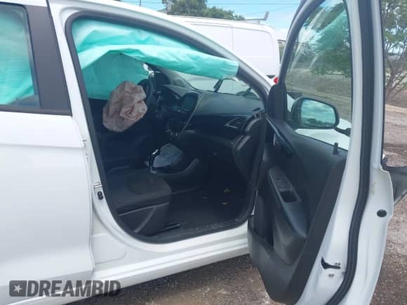 2021 Chevrolet Spark 1LT с VIN KL8CD6SA8MC704017, выставлен на аукционе IAAI как лот 43192307 с пробегом 46 402 миль миль и . История ставок и продаж доступна на DreamBid. Изображение 5.