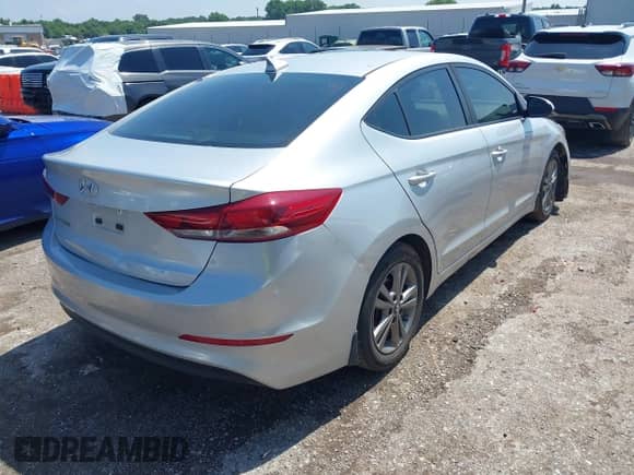 2018 Hyundai Elantra SEL with VIN 5NPD84LF2JH367567, listed as a IAAI auction lot 42663093 with 136,700 mi miles and . Bid and sale history available at DreamBid. Image 4.