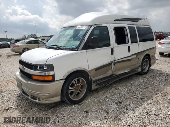 2005 Chevrolet Express Cargo YF7 Upfitter with VIN 1GBFG15T251254507, listed as a Copart auction lot 54496625 with 162,700 mi miles and Salvage title. Bid and sale history available at DreamBid. Image 1.