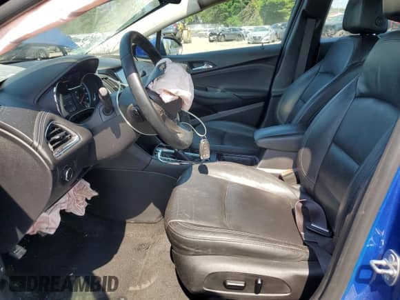 2017 Chevrolet Cruze Premier z VIN 1G1BF5SM1H7168844, wystawiony jako Copart lot #63966555 z przebiegiem 138 445 mil mil oraz Szkoda całkowita • Salvage title. Historia ofert i sprzedaży dostępna na DreamBid. Obrazek 7.