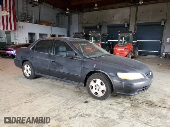 2002 Honda Accord EX with VIN 1HGCG16572A005650, listed as a Copart auction lot 84059515 with Not provided miles and Clean title. Bid and sale history available at DreamBid. Image 4.