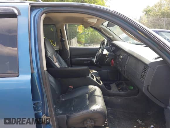 2003 Dodge Durango SLT z VIN 1D4HS48N53F629861, wystawiony jako IAAI lot #42913005 z przebiegiem 165 514 mil mil oraz . Historia ofert i sprzedaży dostępna na DreamBid. Obrazek 5.