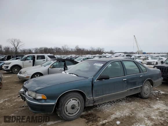 1996 Chevrolet Caprice 1SA Special Value с VIN 1G1BL52W7TR141932, выставлен на аукционе Copart как лот 45181475 с пробегом Не указан миль и Чистый • Clean title. История ставок и продаж доступна на DreamBid. Изображение 1.