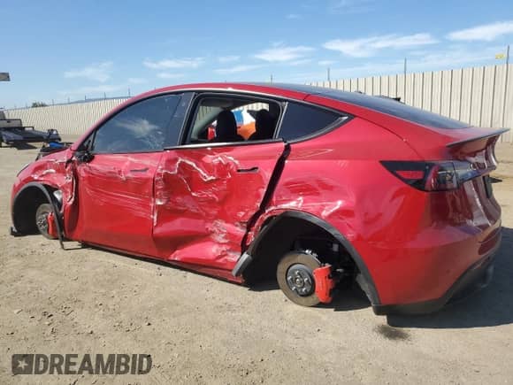 2022 Tesla Model Y Performance with VIN 7SAYGDEF1NF518987, listed as a Copart auction lot 65483854 with 26,418 mi miles and Salvage title. Bid and sale history available at DreamBid. Image 2.