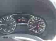 2020 Nissan Pathfinder S z VIN 5N1DR2AN4LC577626, wystawiony jako IAAI lot #42446656 z przebiegiem 64 176 mil mil oraz . Historia ofert i sprzedaży dostępna na DreamBid. Obrazek 7.