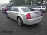 2007 Chrysler 300 C with VIN 2C3LK63H17H681761, listed as a IAAI auction lot 42504261 with 134,696 mi miles and . Bid and sale history available at DreamBid. Image 3.