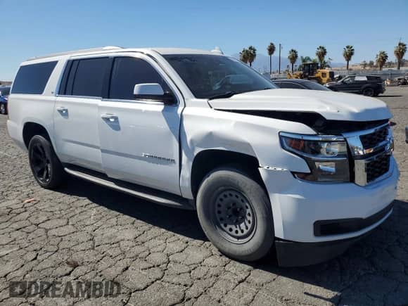 2019 Chevrolet Suburban LT с VIN 1GNSCHKC5KR187585, выставлен на аукционе Copart как лот 70042135 с пробегом 105 410 миль миль и Списание • Salvage title. История ставок и продаж доступна на DreamBid. Изображение 4.