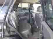 2002 Chevrolet TrailBlazer LTZ z VIN 1GNDT13S722324590, wystawiony jako IAAI lot #43377941 z przebiegiem 209 716 mil mil oraz . Historia ofert i sprzedaży dostępna na DreamBid. Obrazek 8.