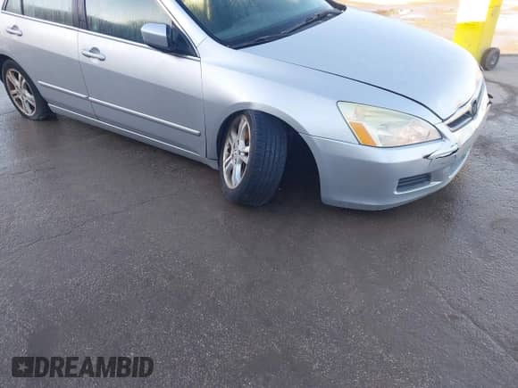 2007 Honda Accord EX with VIN 1HGCM56777A176018, listed as a IAAI auction lot 43479368 with 144,964 mi miles and . Bid and sale history available at DreamBid. Image 6.