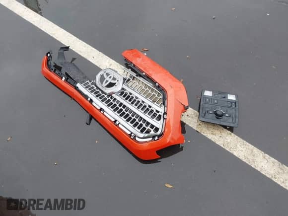 2017 Toyota Tacoma TRD Off Road z VIN 5TFCZ5AN3HX056866, wystawiony jako IAAI lot #43322918 z przebiegiem 125 733 mil mil oraz . Historia ofert i sprzedaży dostępna na DreamBid. Obrazek 12.