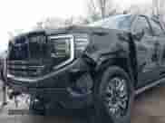 2024 GMC Sierra 1500 Denali Ultimate с VIN 1GTUUHE81RZ314431, выставлен на аукционе IAAI как лот 41206219 с пробегом 4 642 миль миль и . История ставок и продаж доступна на DreamBid. Изображение 6.