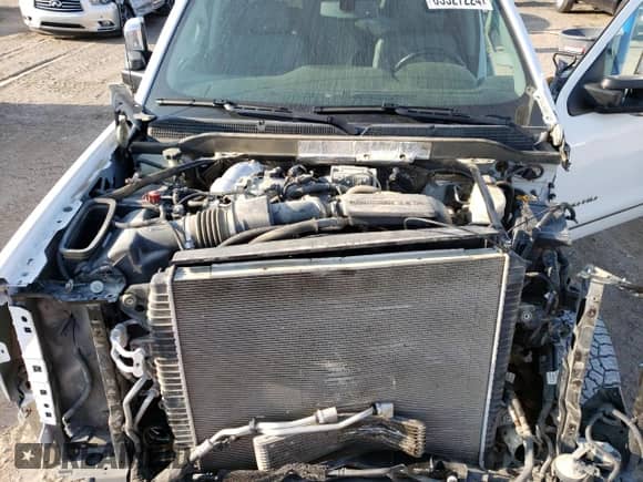 2017 Chevrolet Silverado 3500HD LTZ с VIN 1GC4K0CY7HF239941, выставлен на аукционе Copart как лот 65527224 с пробегом 109 854 миль миль и Списание • Salvage title. История ставок и продаж доступна на DreamBid. Изображение 11.