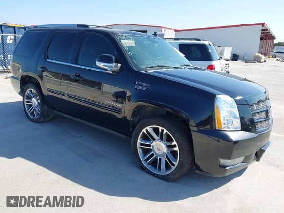2013 Cadillac Escalade Premium z VIN 1GYS4CEF8DR268298, wystawiony jako IAAI lot #43402503 z przebiegiem 204 360 mil mil oraz . Historia ofert i sprzedaży dostępna na DreamBid. Obrazek 1.