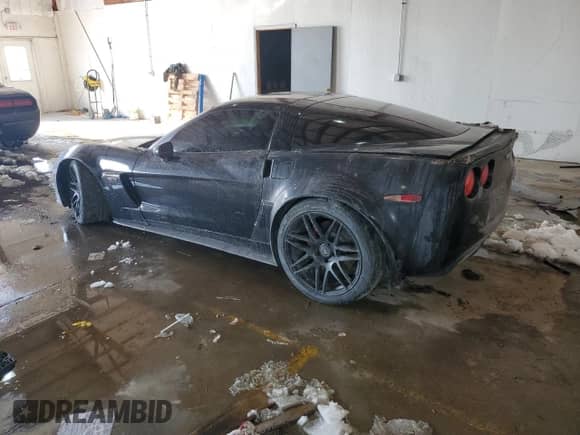 2007 Chevrolet Corvette Z06 z VIN 1G1YY26E375125218, wystawiony jako Copart lot #87953395 z przebiegiem Nie podano mil oraz Szkoda całkowita • Salvage title. Historia ofert i sprzedaży dostępna na DreamBid. Obrazek 2.