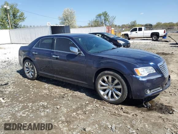 2013 Chrysler 300 C с VIN 2C3CCAKG8DH606656, выставлен на аукционе Copart как лот 52509655 с пробегом 123 076 миль миль и Списание • Salvage title. История ставок и продаж доступна на DreamBid. Изображение 4.