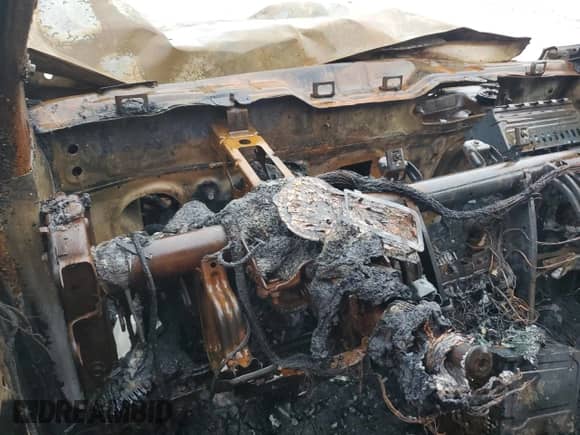 2013 Chevrolet Sonic LTZ с VIN 1G1JE5SHXD4169990, выставлен на аукционе Copart как лот 80101435 с пробегом Не указан миль и На запчасти • Non repairable. История ставок и продаж доступна на DreamBid. Изображение 9.