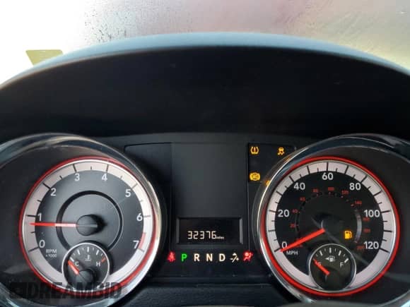 2020 Dodge Grand Caravan SE with VIN 2C4RDGBG6LR247340, listed as a Copart auction lot 83940385 with 32,376 mi miles and Salvage title. Bid and sale history available at DreamBid. Image 9.